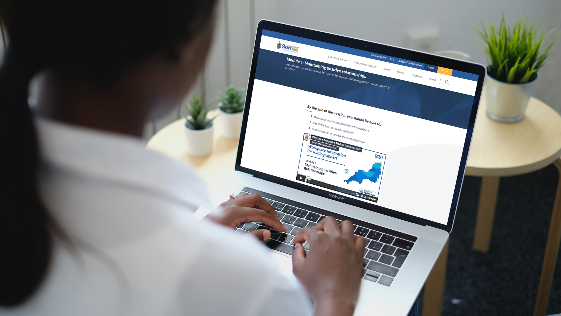 Woman starting the workplace integration course for radiographers