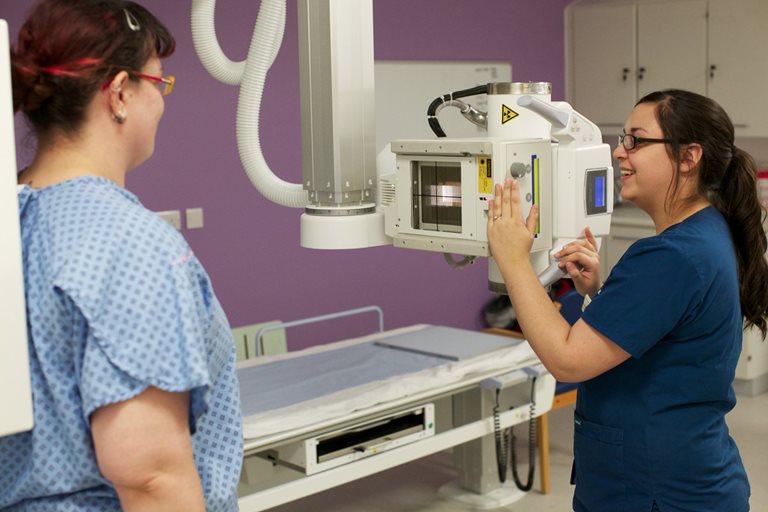 Radiographers to benefit from pioneering career framework SoR