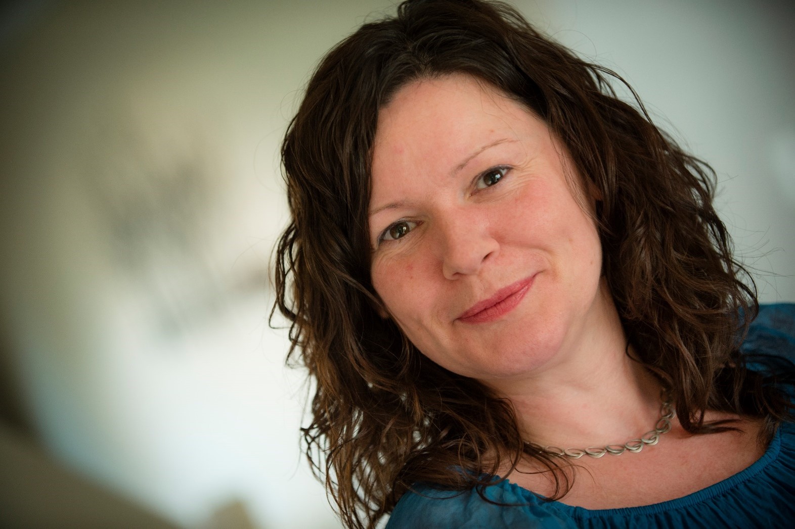 Dr Claire Robinson Dr Claire Robinson